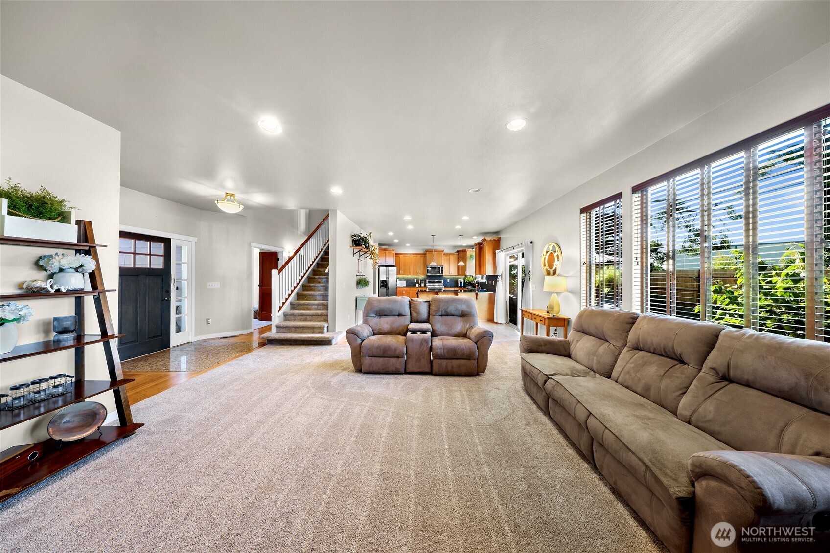 1302 Eastwood Way Property Photo 9