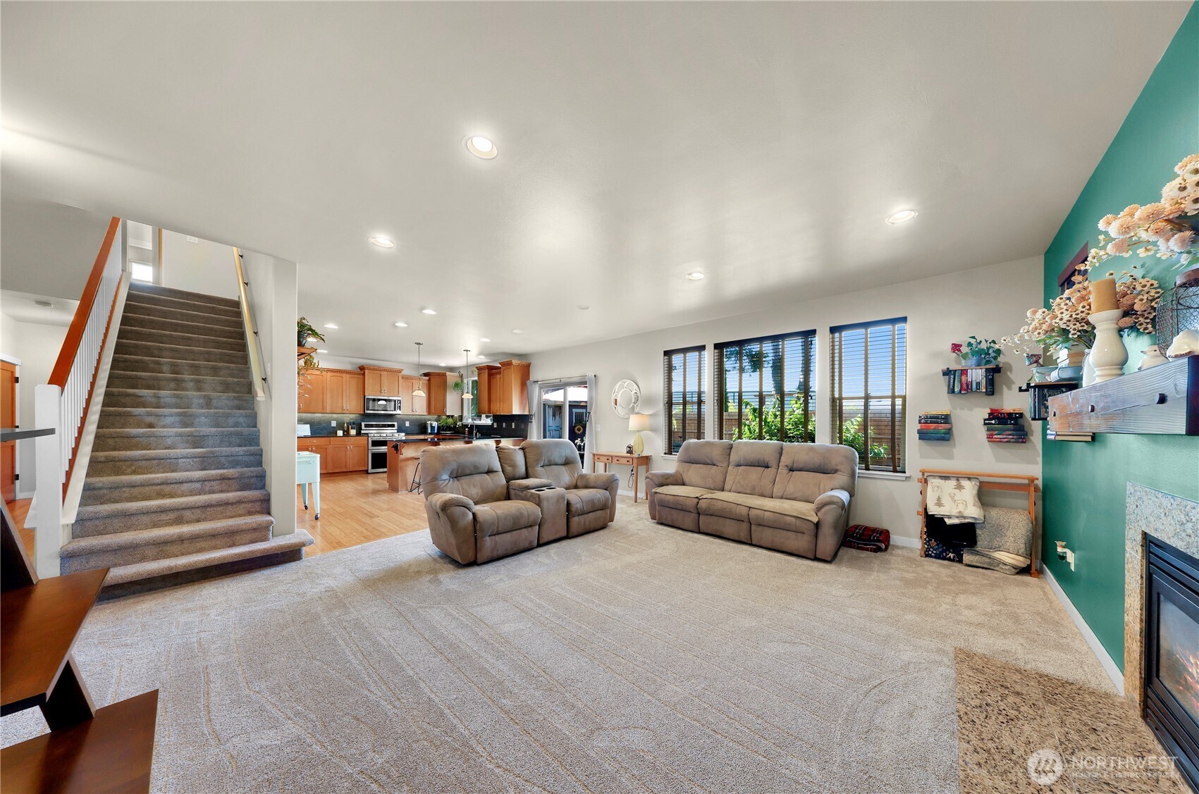 1302 Eastwood Way Property Photo 11