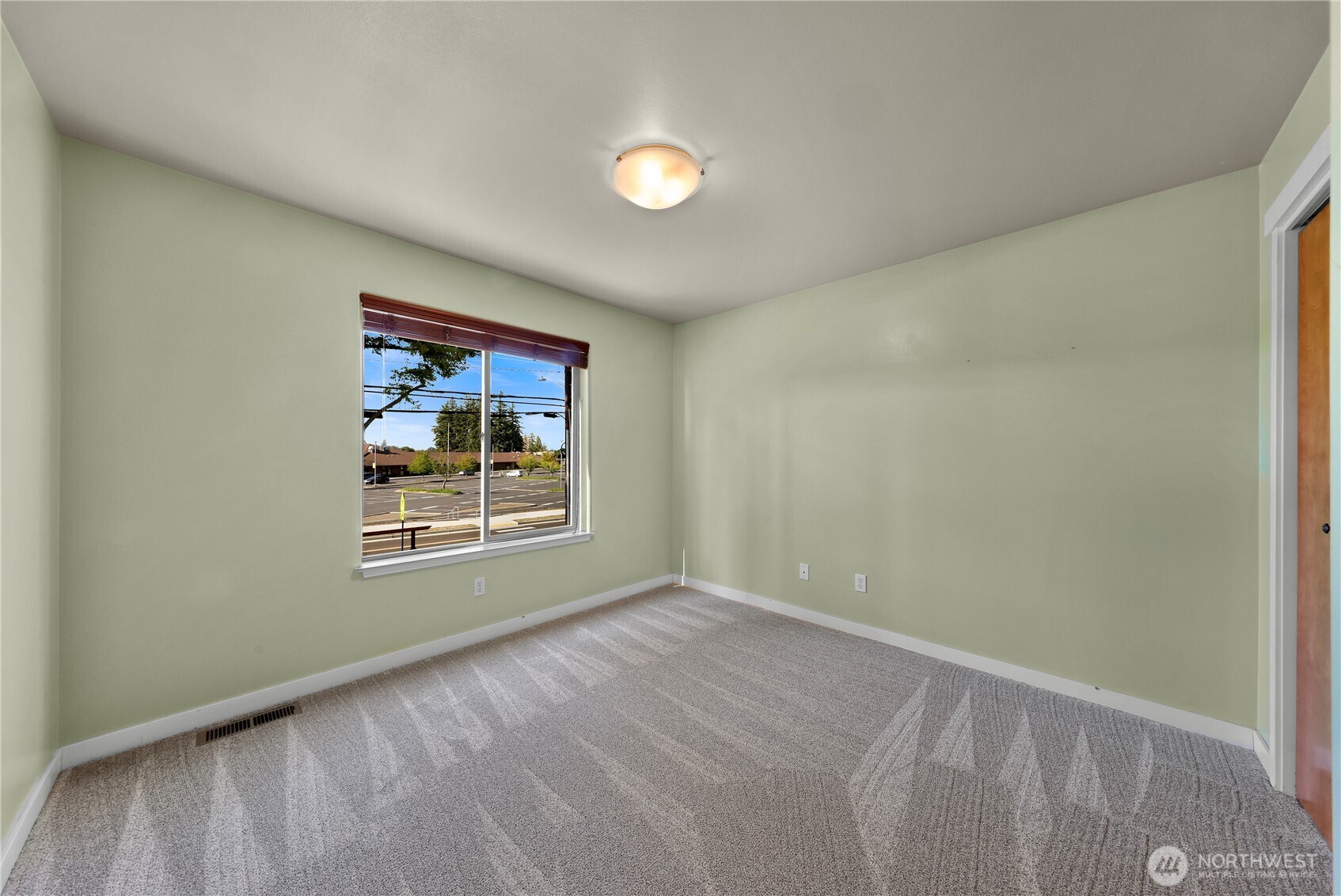 1302 Eastwood Way Property Photo 26