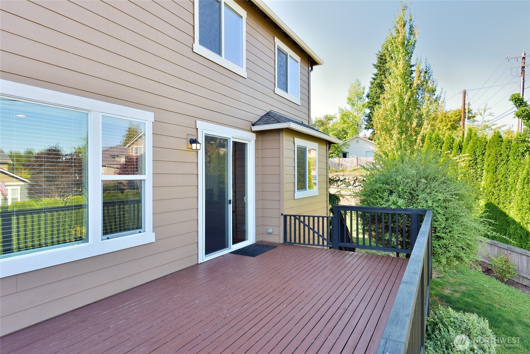12009 31st Place Property Photo 3