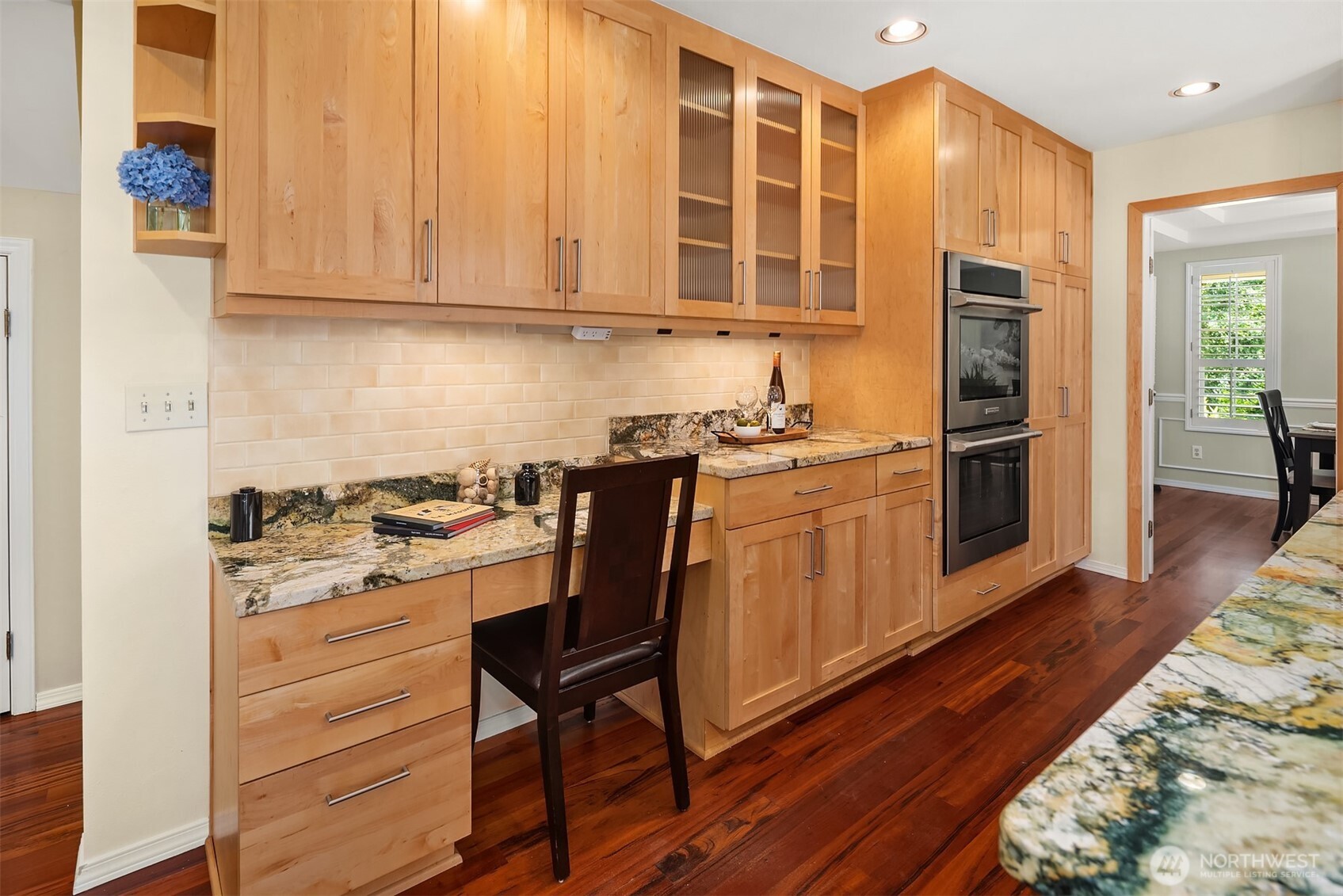 6731 244th Place Property Photo 8