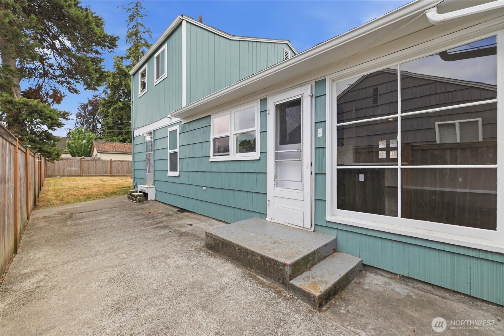 2819 N Mullen Street Property Photo 4