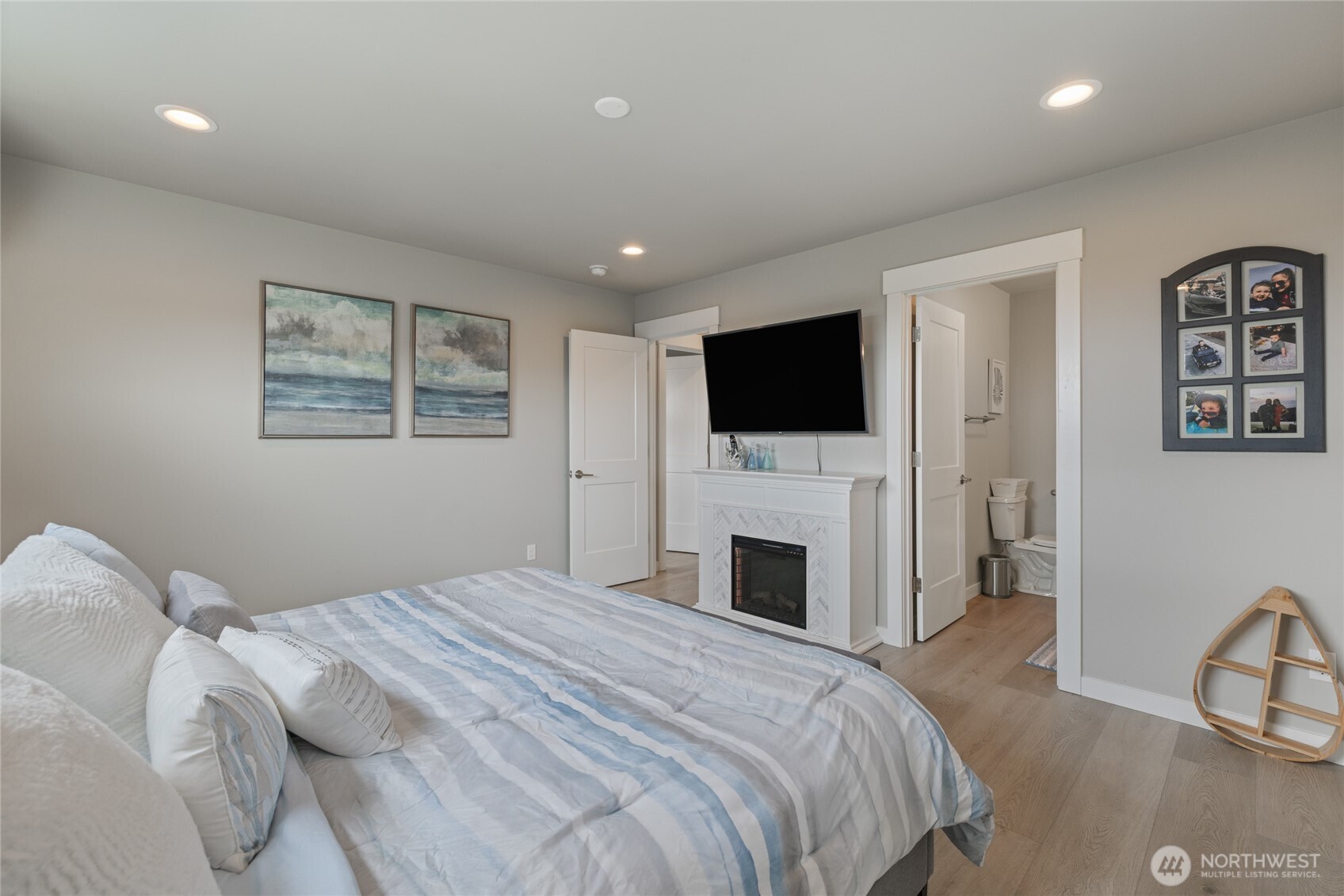 1038 Point Brown Avenue Property Photo 19