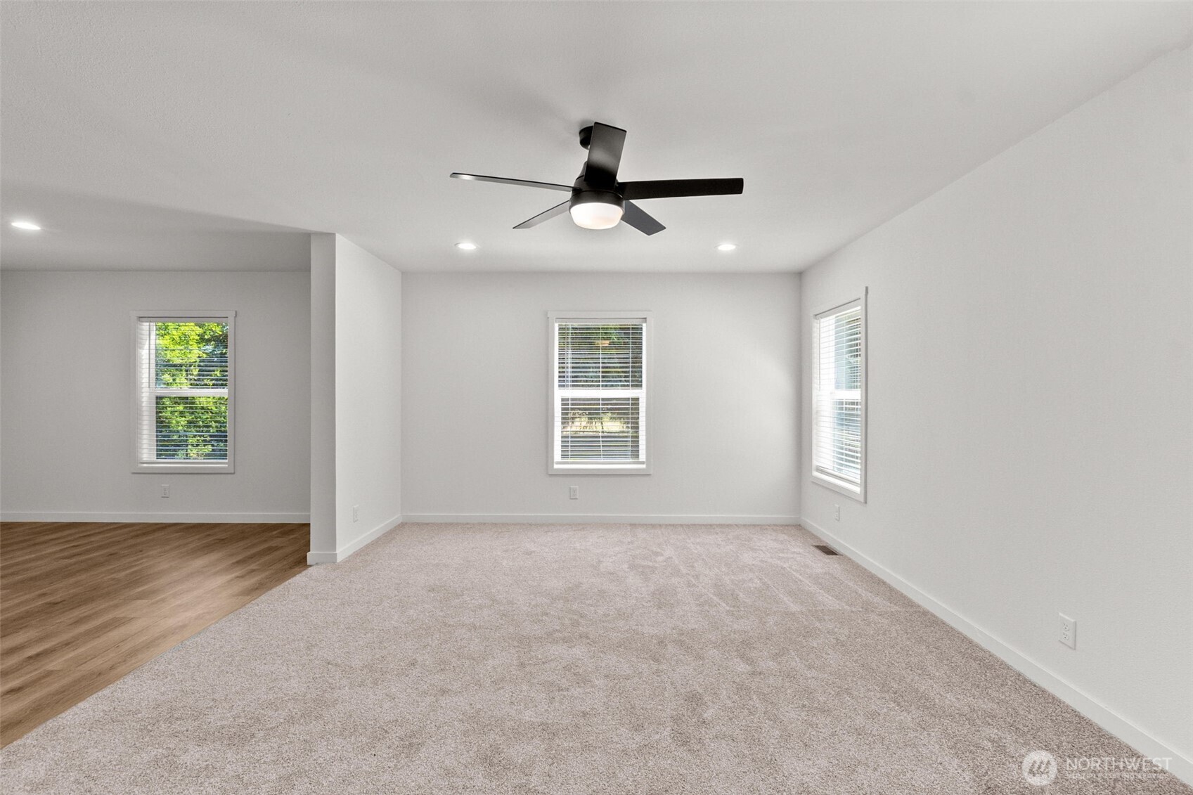 8306 Se Dawn Hill Drive Property Photo 7