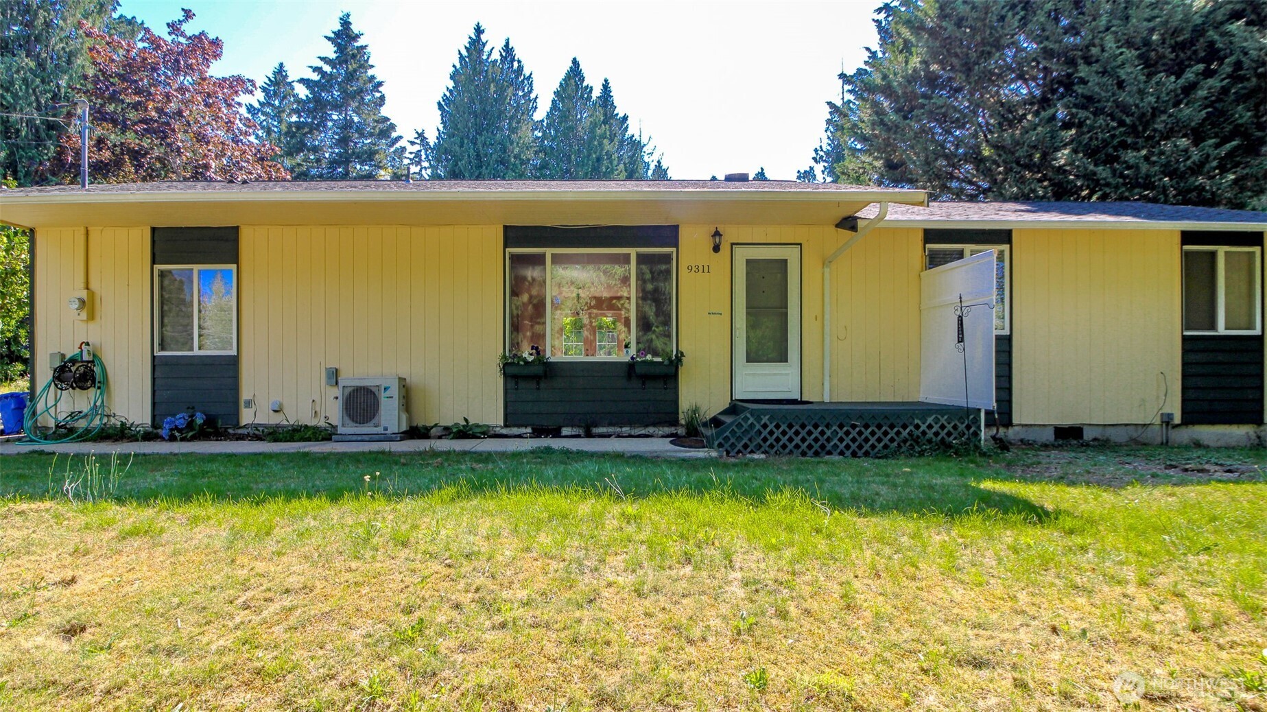 9311 203rd Avenue Property Photo 2