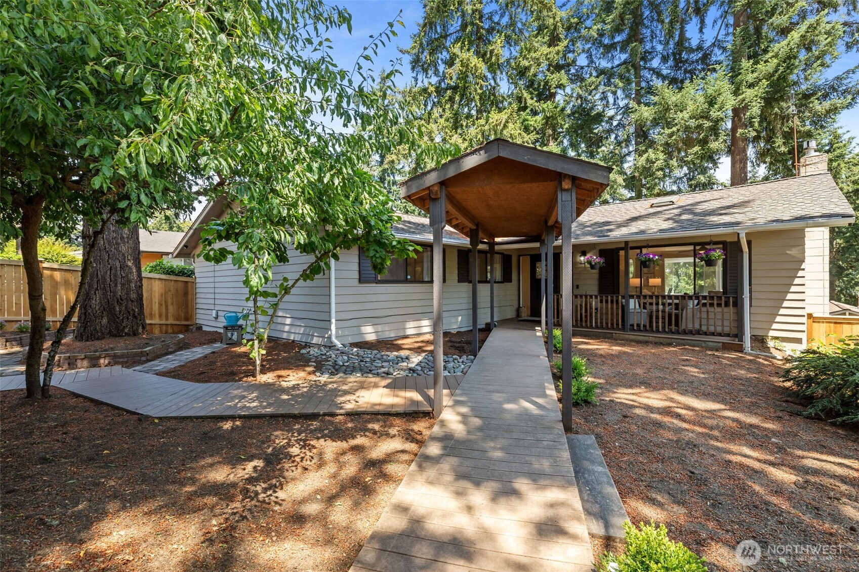 15442 Se 22nd Place Property Photo 1