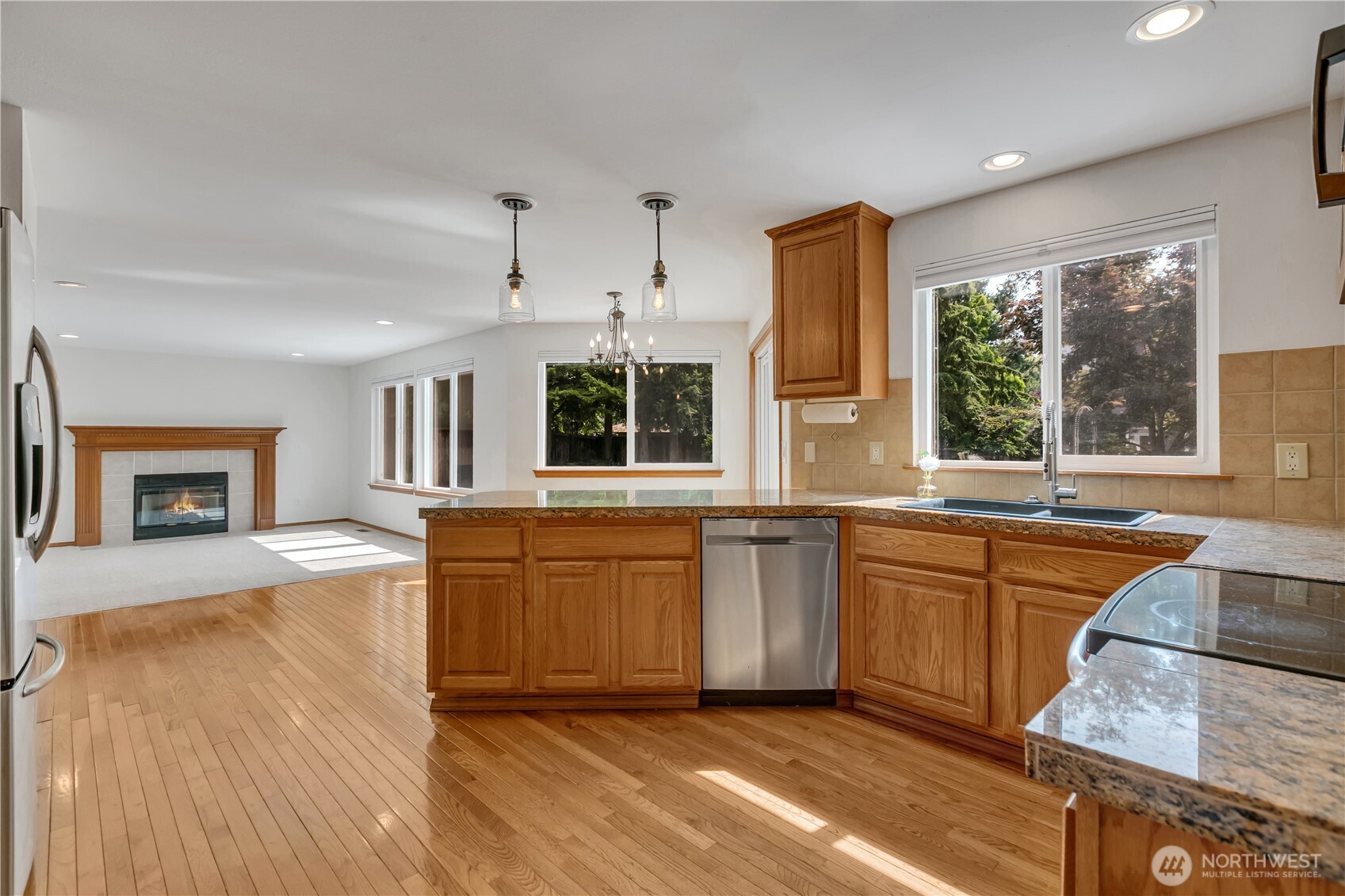 1925 19th Street Property Photo 9