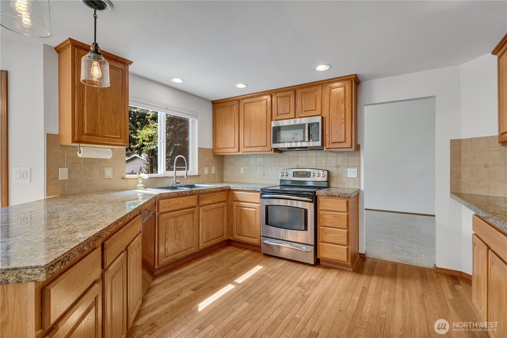 1925 19th Street Property Photo 11