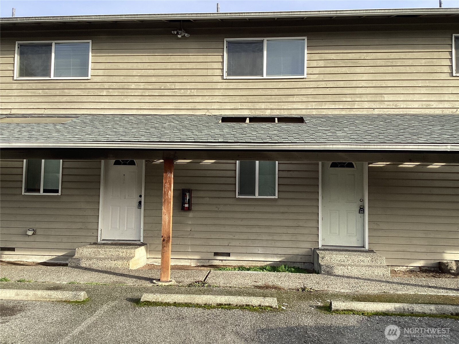 12429 1st Avenue 2 Property Photo 1