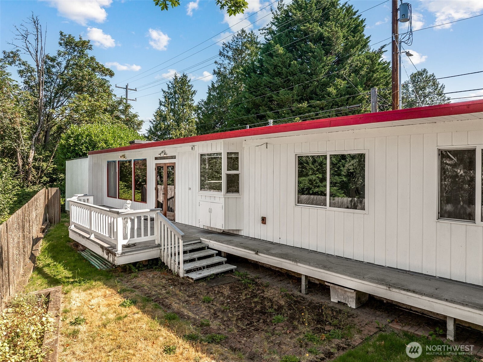 6727 21st Avenue Property Photo 3