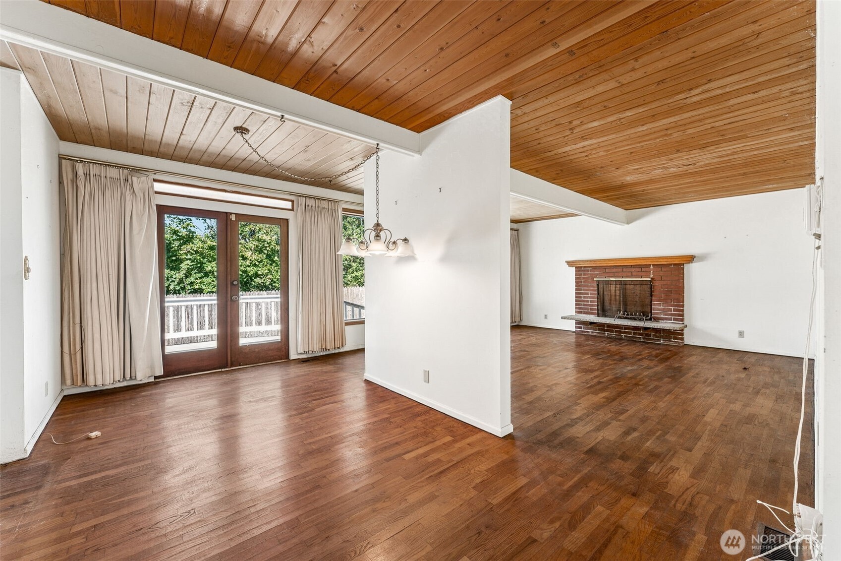 6727 21st Avenue Property Photo 8