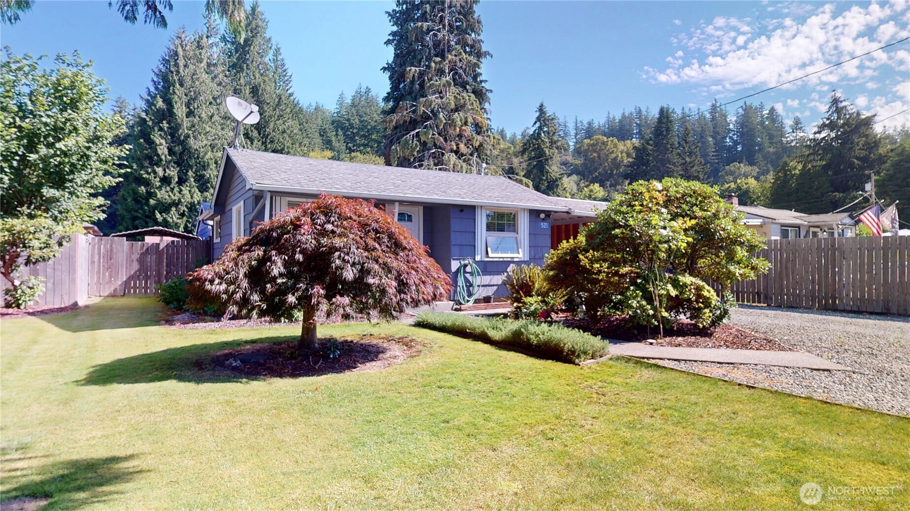 521 E Magnolia Avenue Property Photo 1
