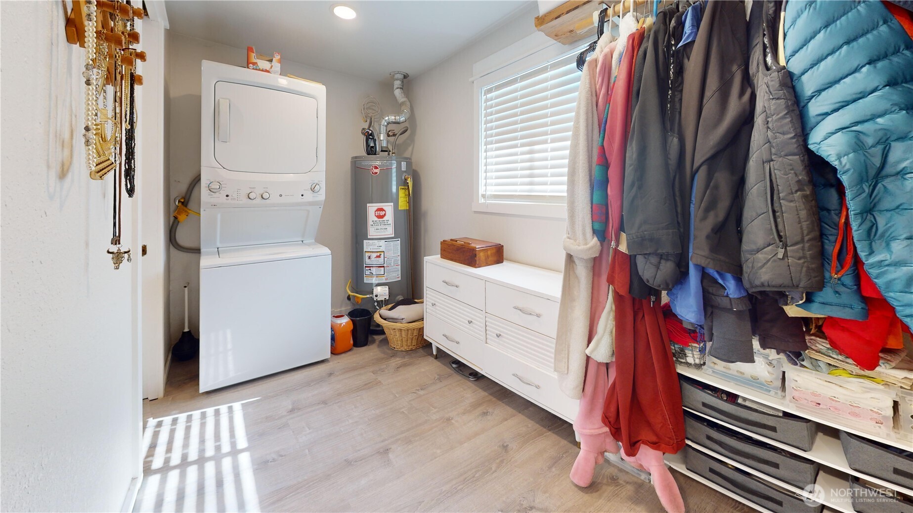 521 E Magnolia Avenue Property Photo 16