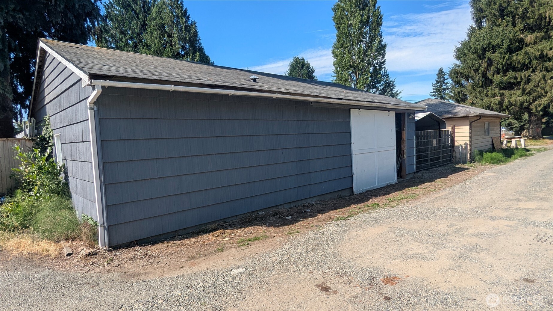 521 E Magnolia Avenue Property Photo 25