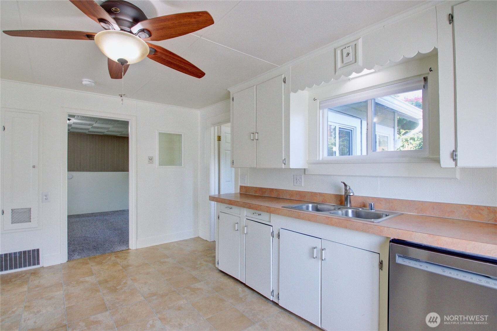 116 S 7th Street Property Photo 9
