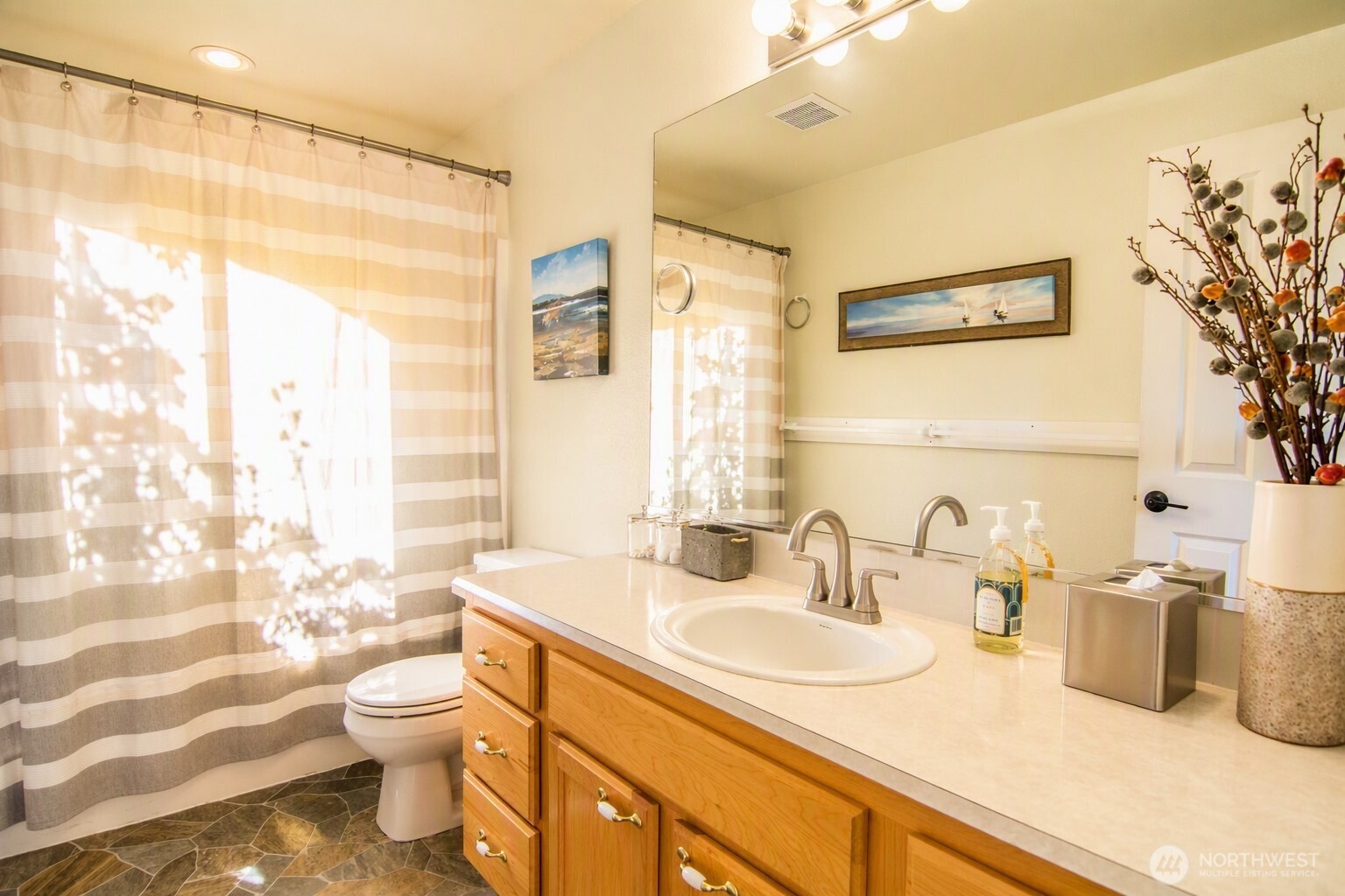 12415 6th Avenue Property Photo 19