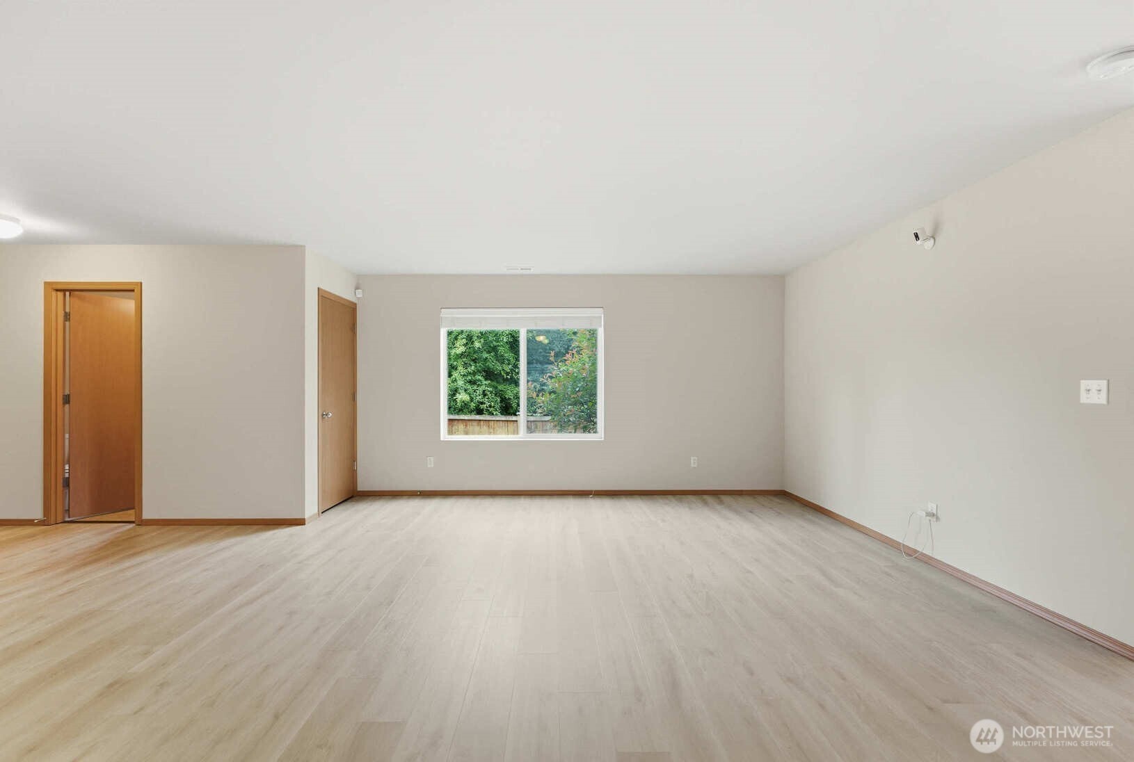 8419 79th Street Property Photo 5