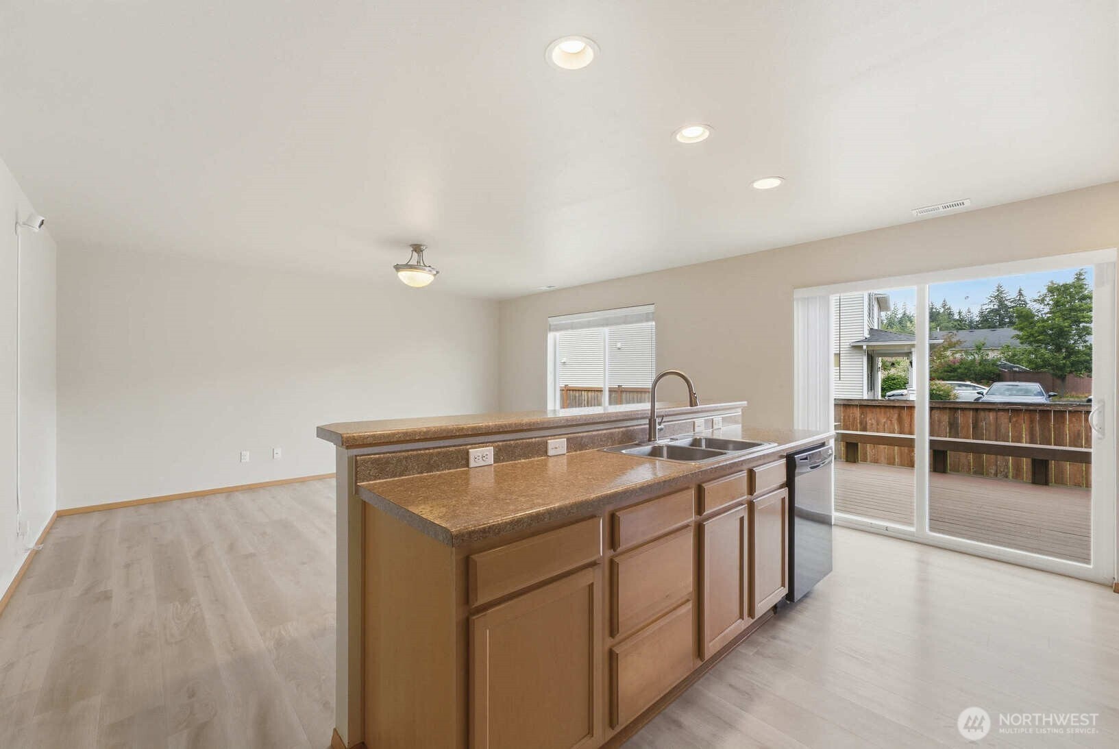 8419 79th Street Property Photo 12