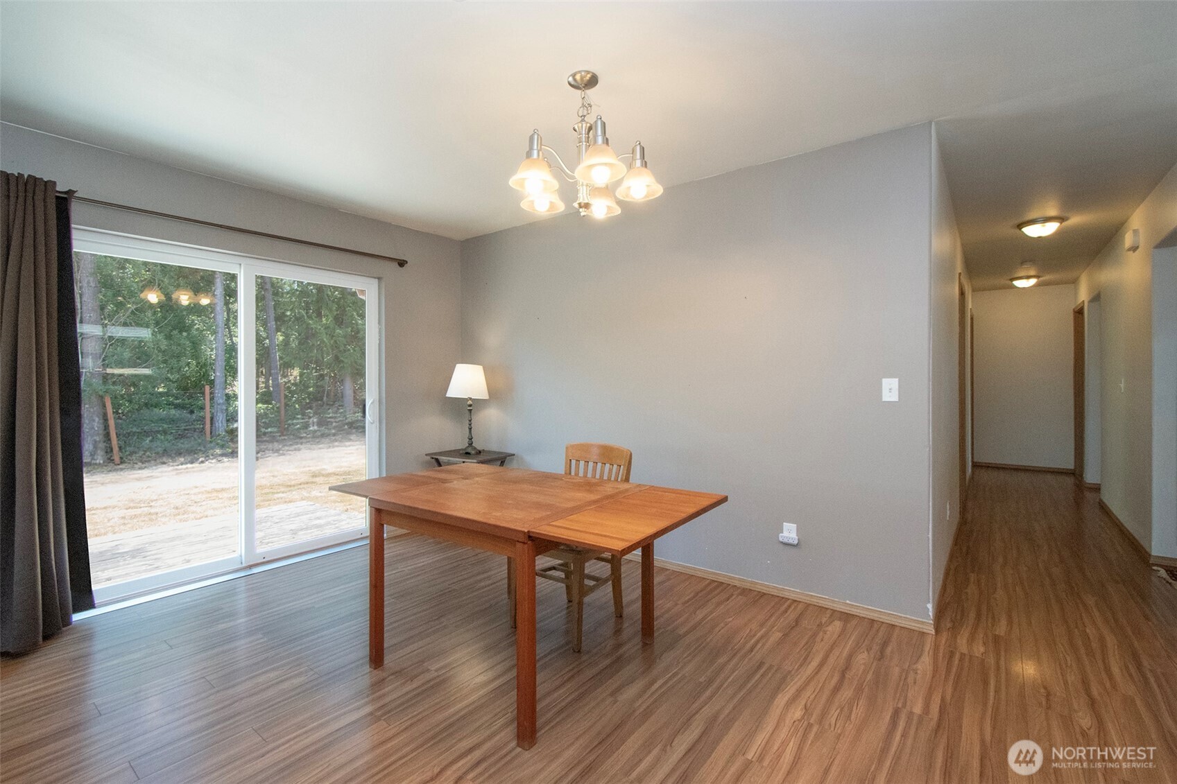 1427 W Pendley Court Property Photo 15