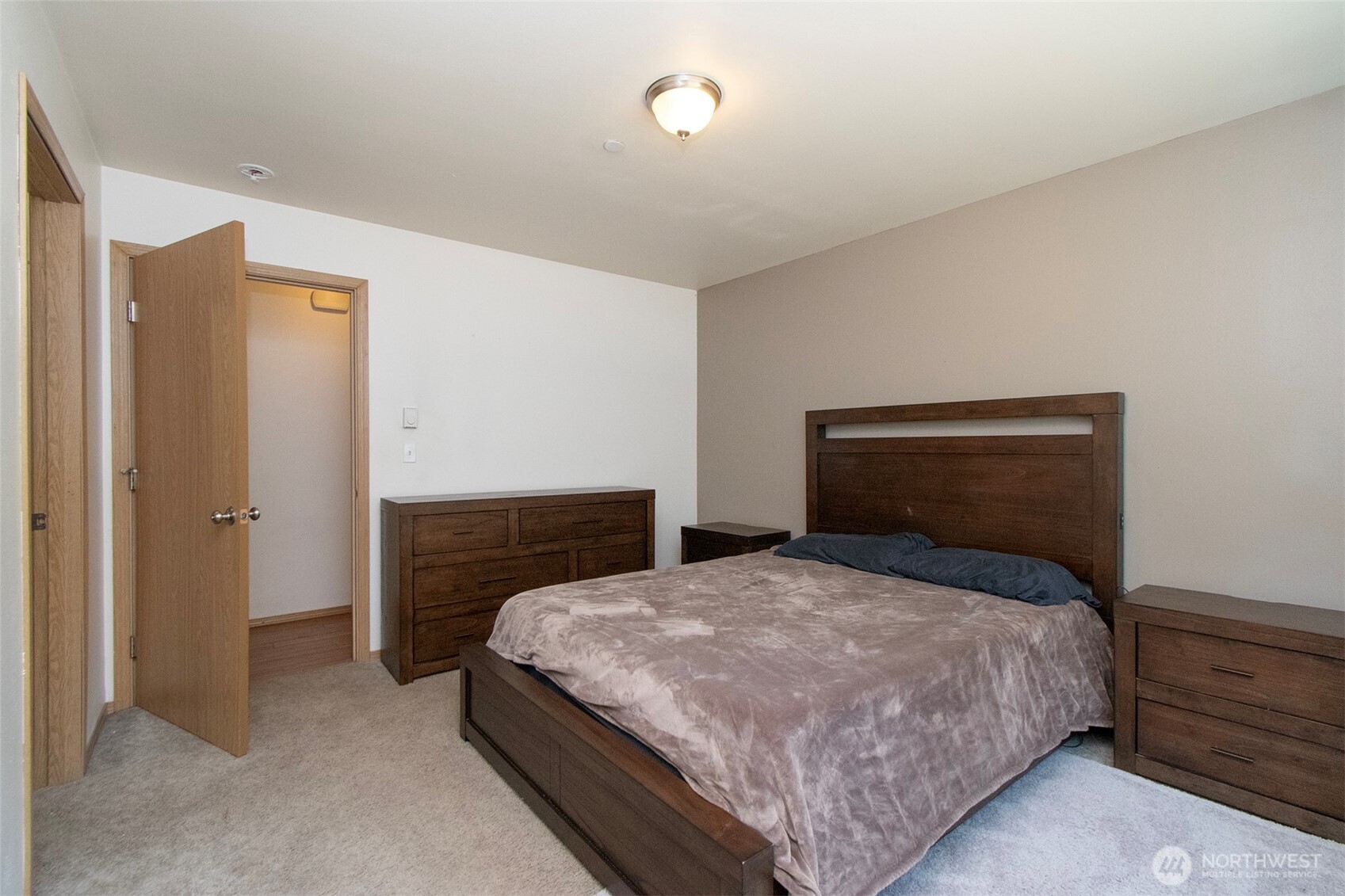 1427 W Pendley Court Property Photo 23