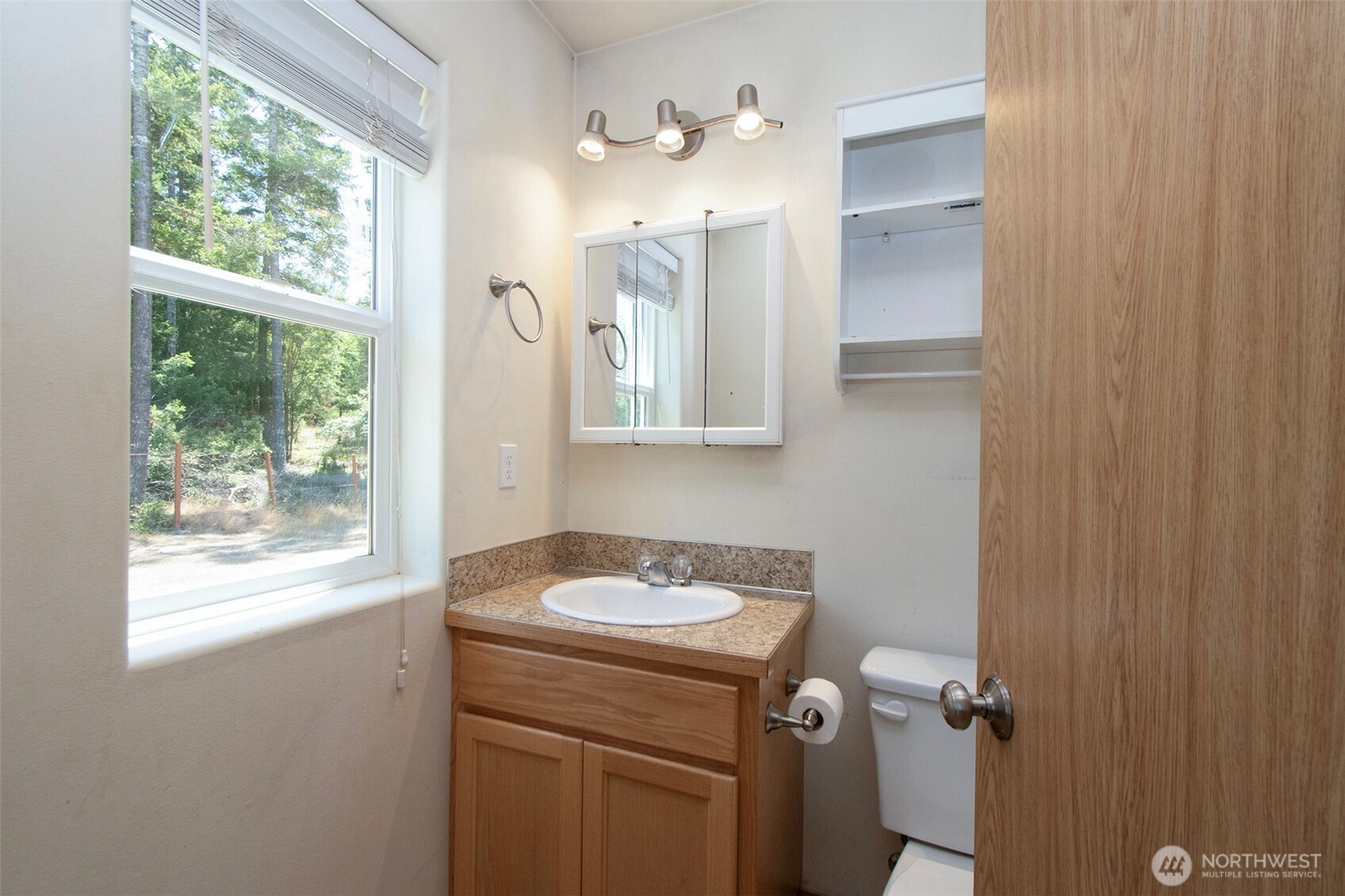 1427 W Pendley Court Property Photo 26