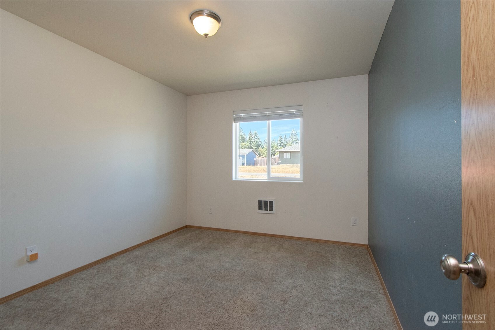 1427 W Pendley Court Property Photo 33