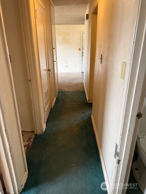 710 S Hawthorne Drive Property Photo 23