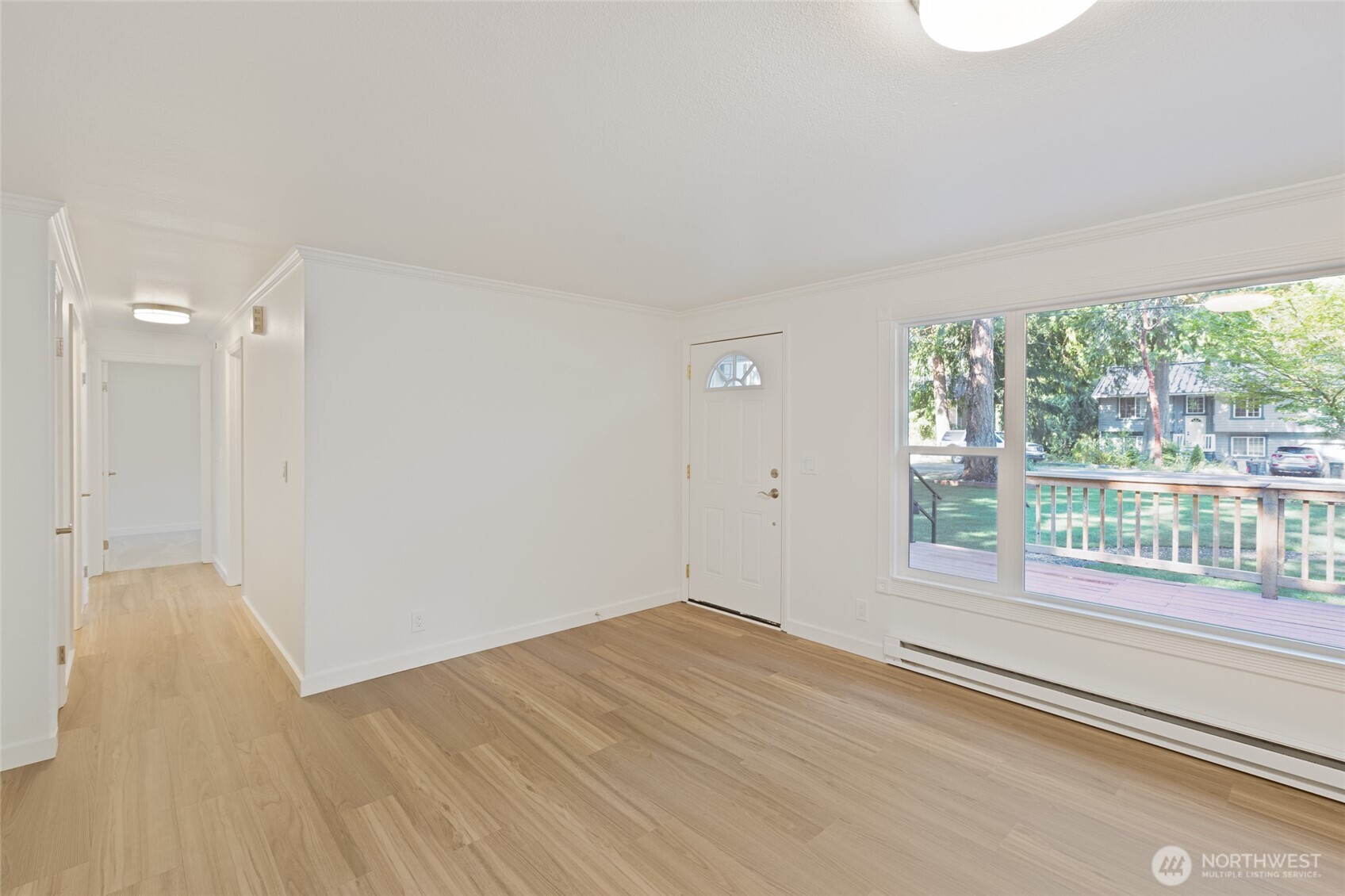 8060 Ne Seawind Ave Property Photo 9