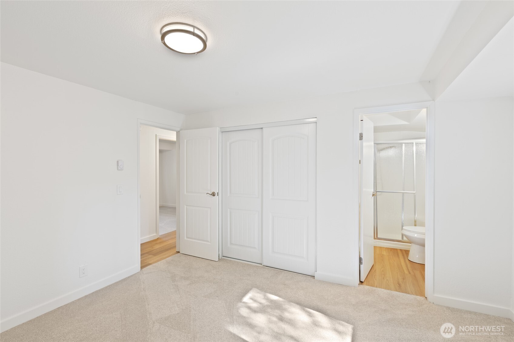 8060 Ne Seawind Ave Property Photo 17