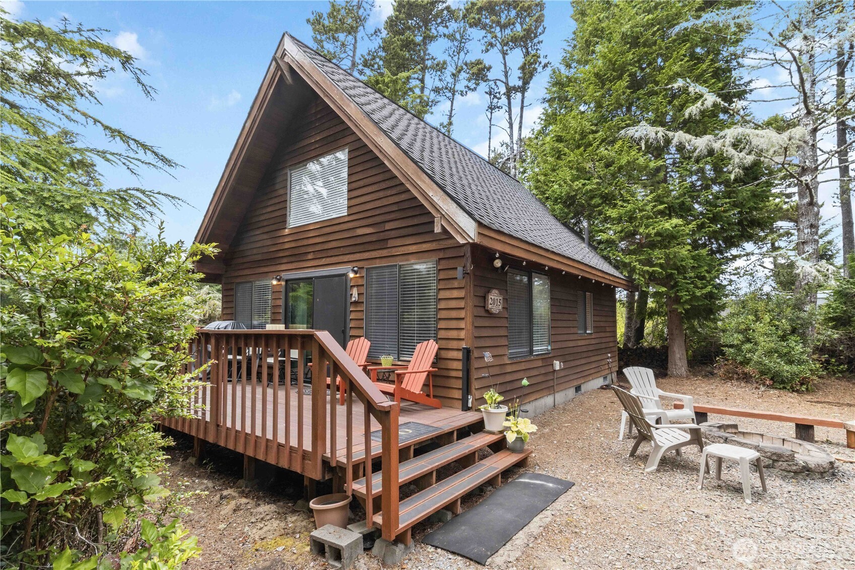 2015 229th Place Property Photo 3