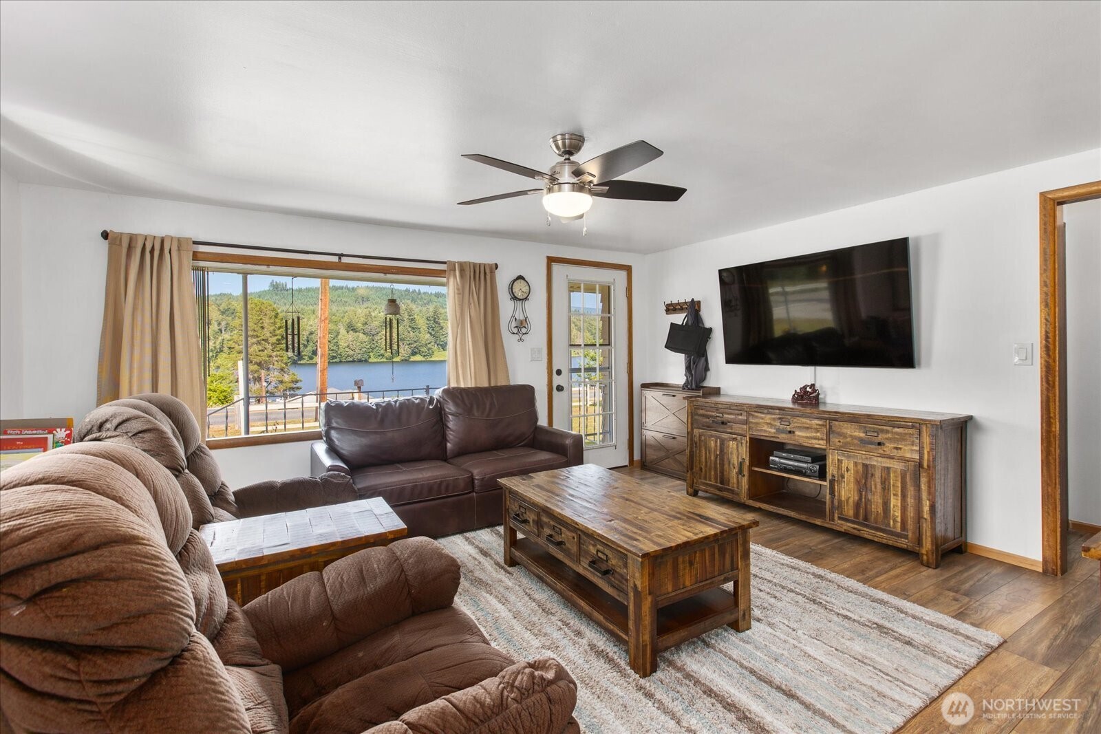 22832 State Route 9 Property Photo 3