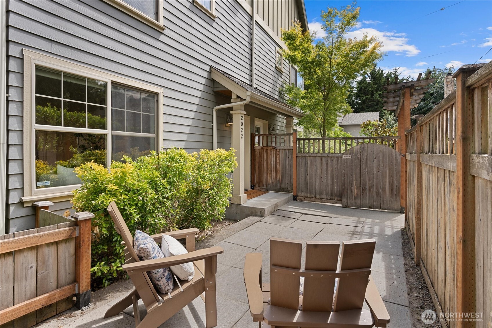 2022 E Terrace Street Property Photo 4