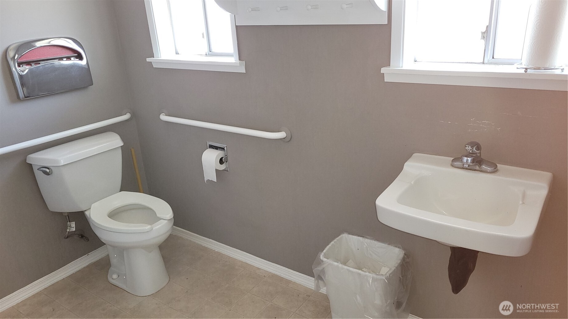 847 Blake Street Property Photo 4