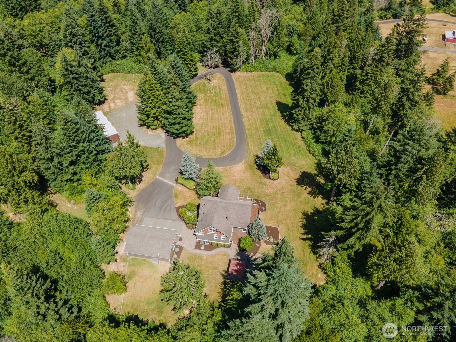 402 Troy Drive Property Photo 3