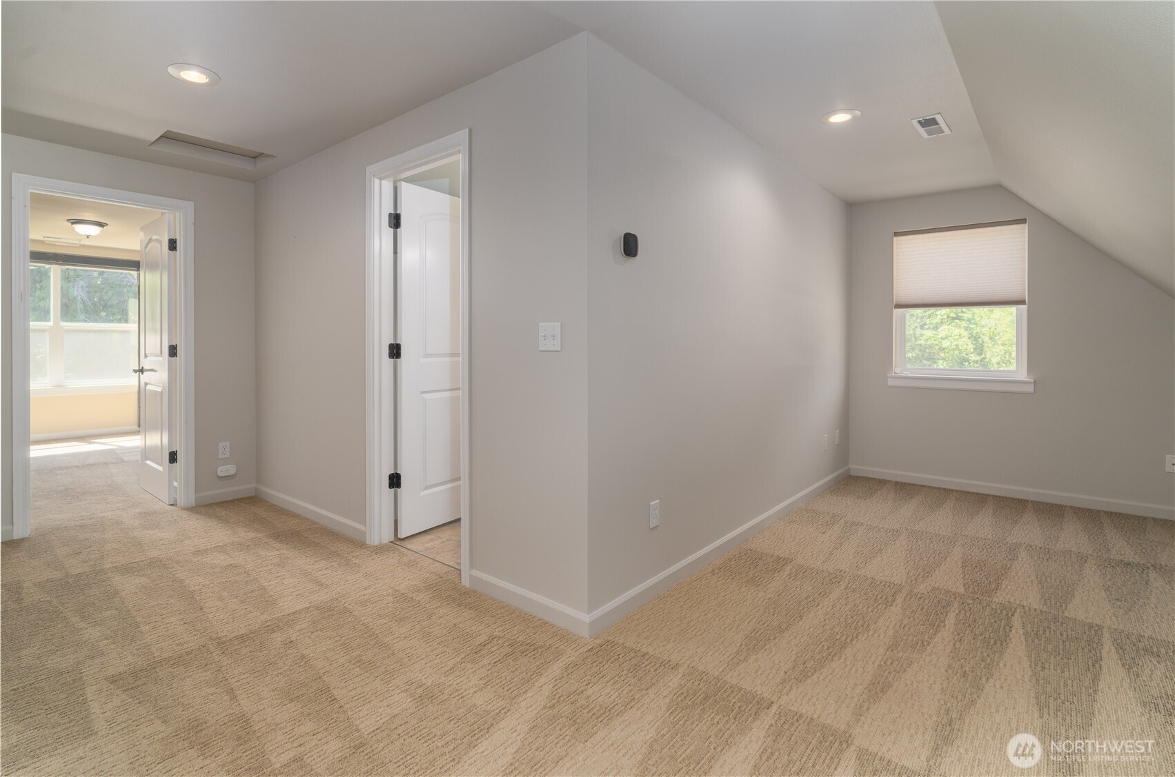 402 Troy Drive Property Photo 25