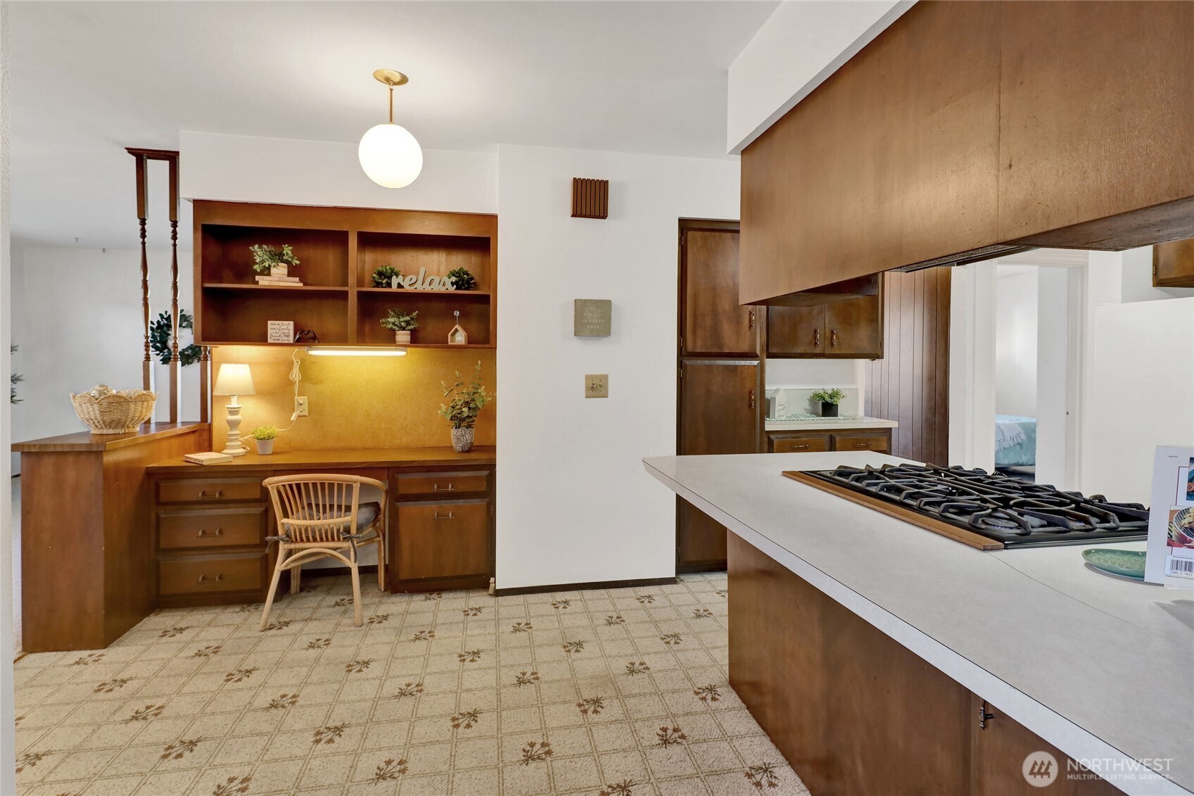 502 E Grover Street Property Photo 18