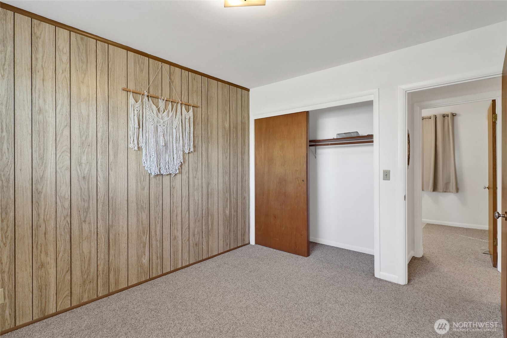 502 E Grover Street Property Photo 29