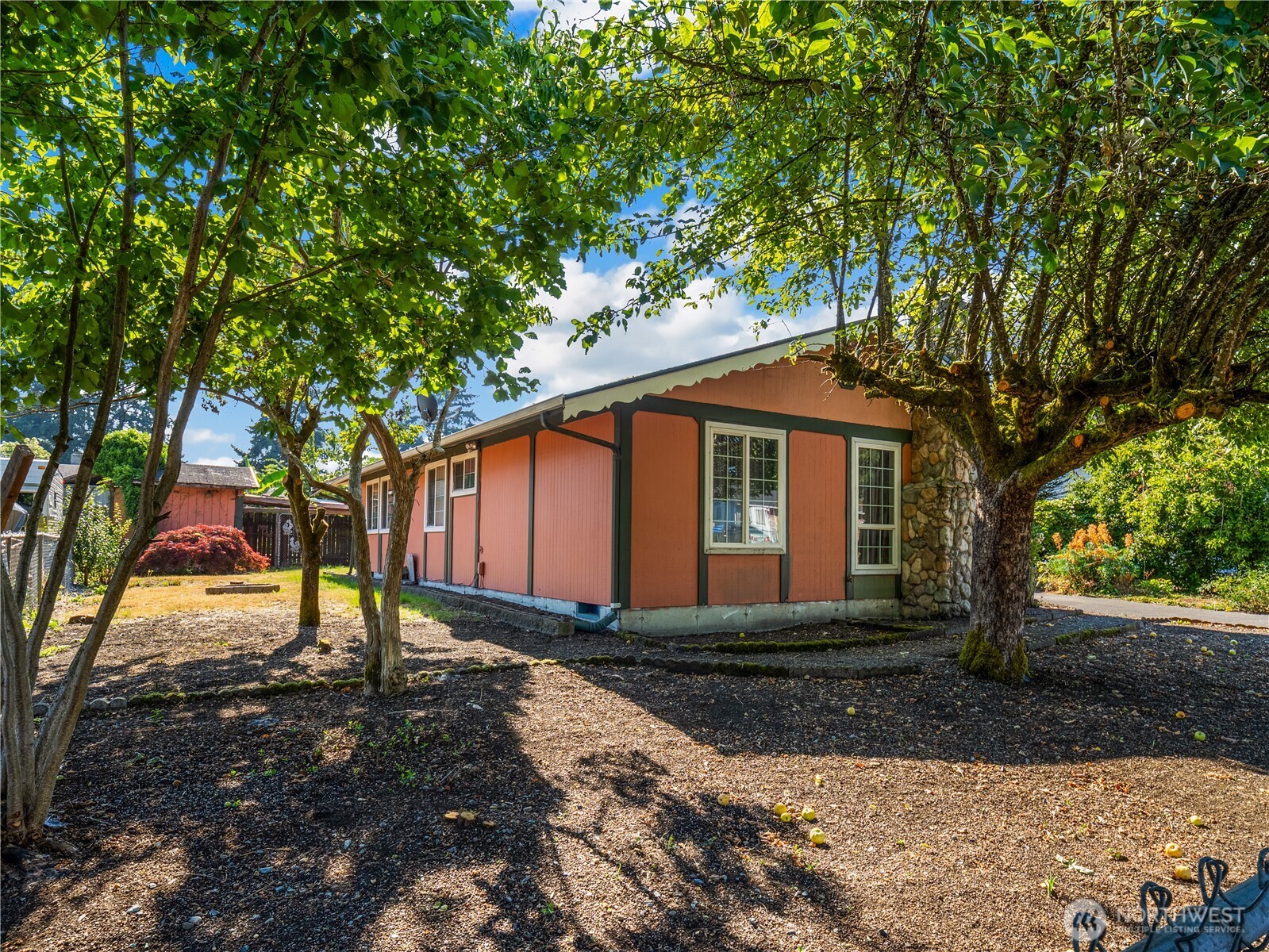 17111 5th Avenue Ct Property Photo 2