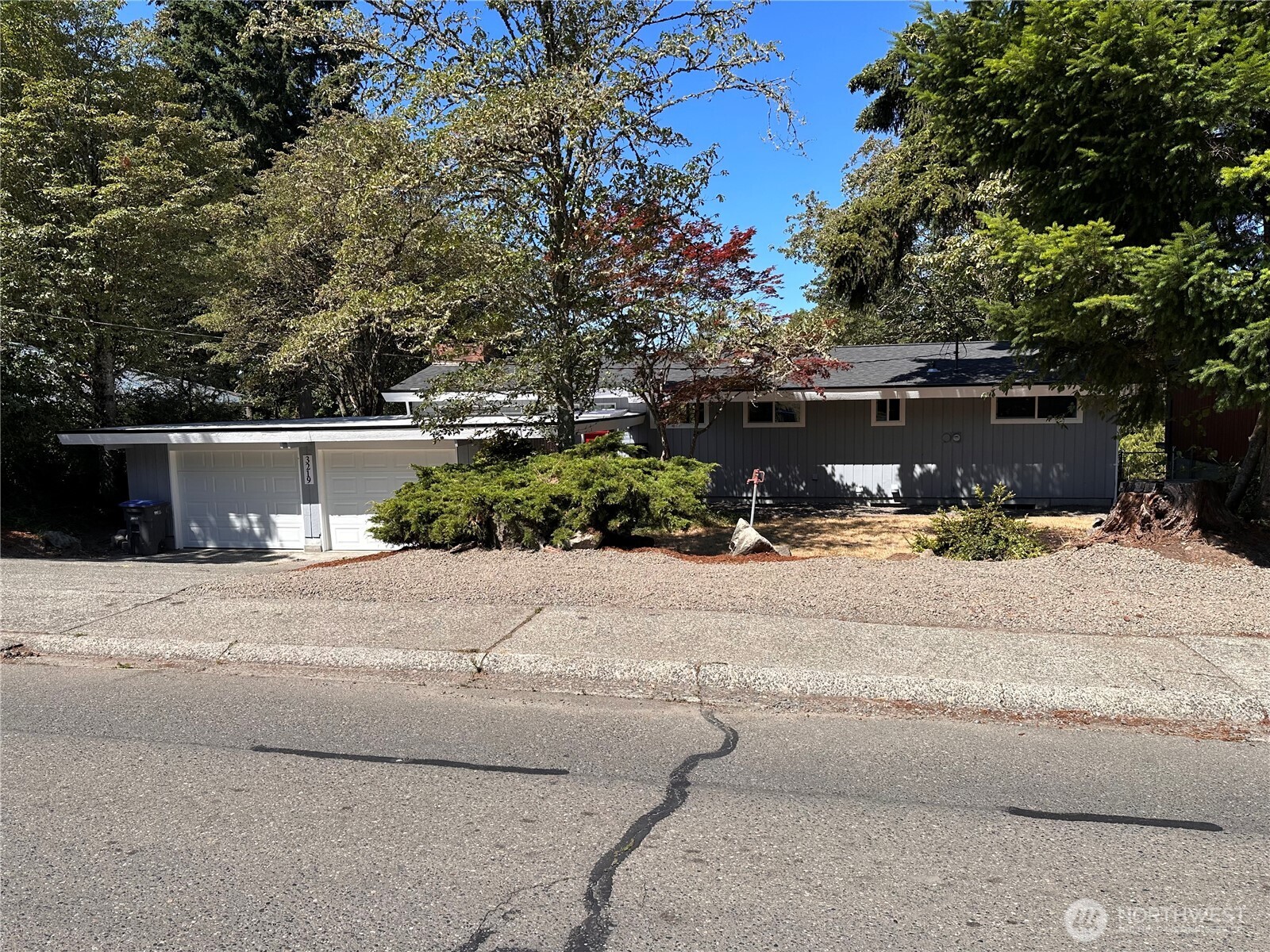 3219 Halverson Avenue Property Photo 3