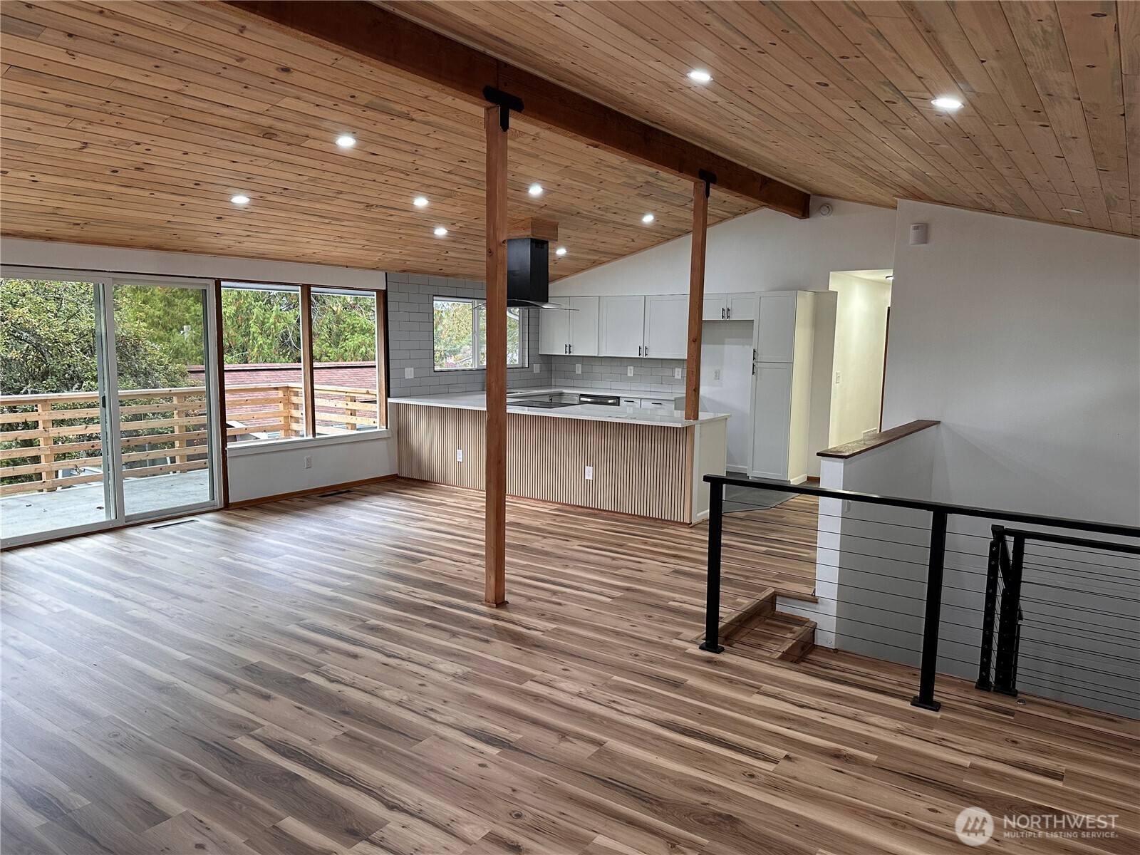 3219 Halverson Avenue Property Photo 6