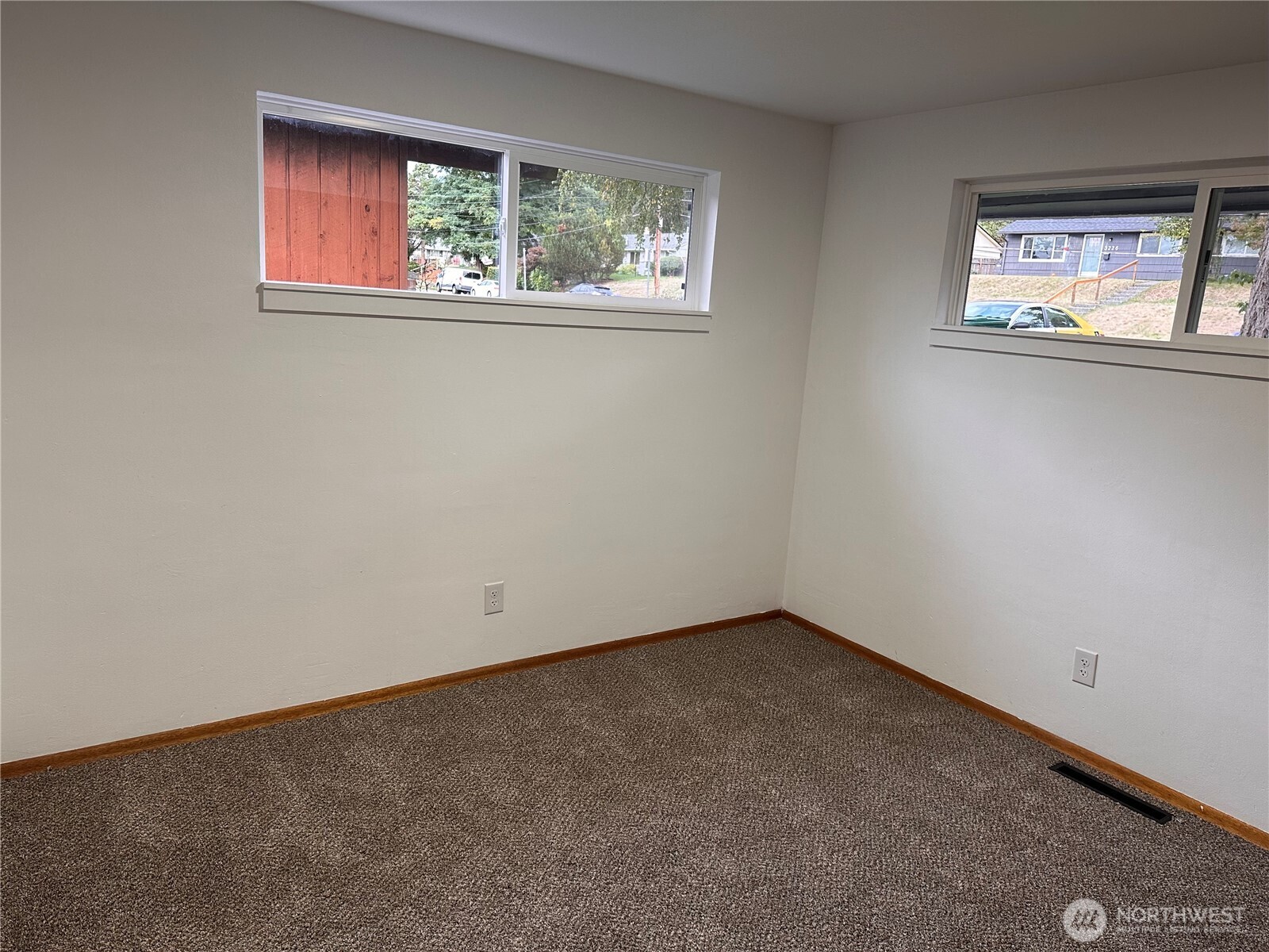 3219 Halverson Avenue Property Photo 11