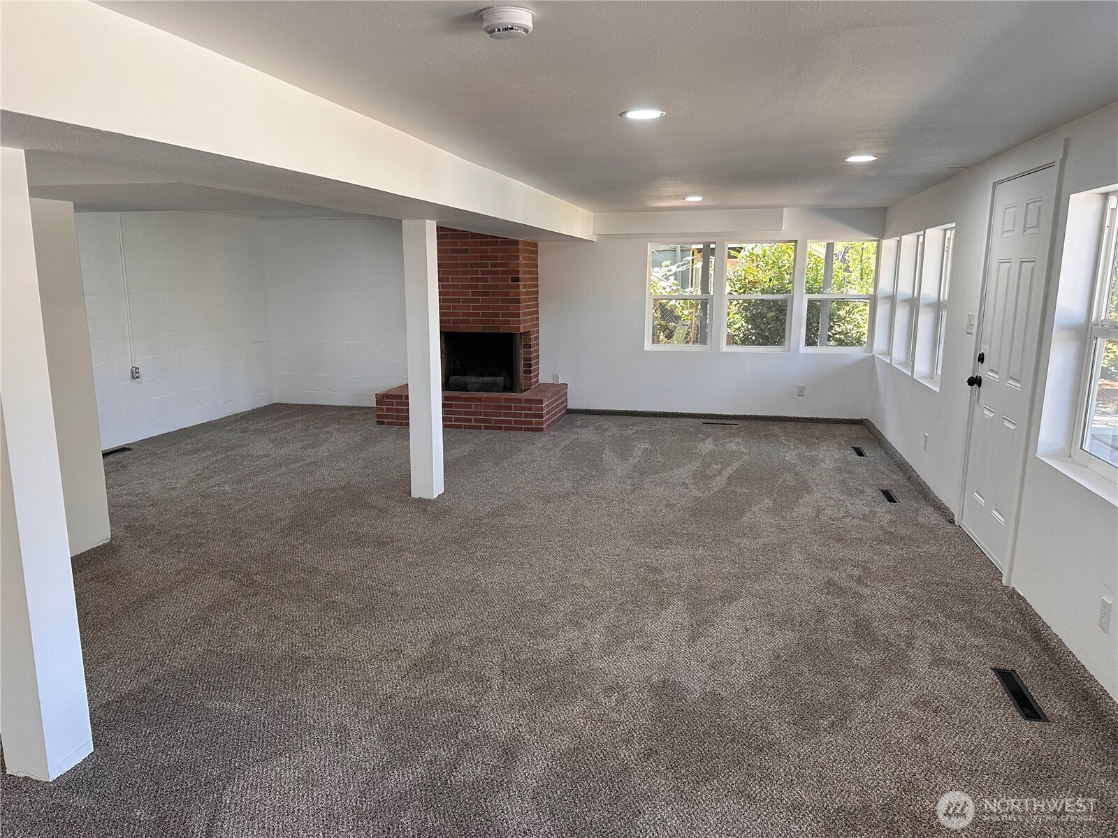 3219 Halverson Avenue Property Photo 19