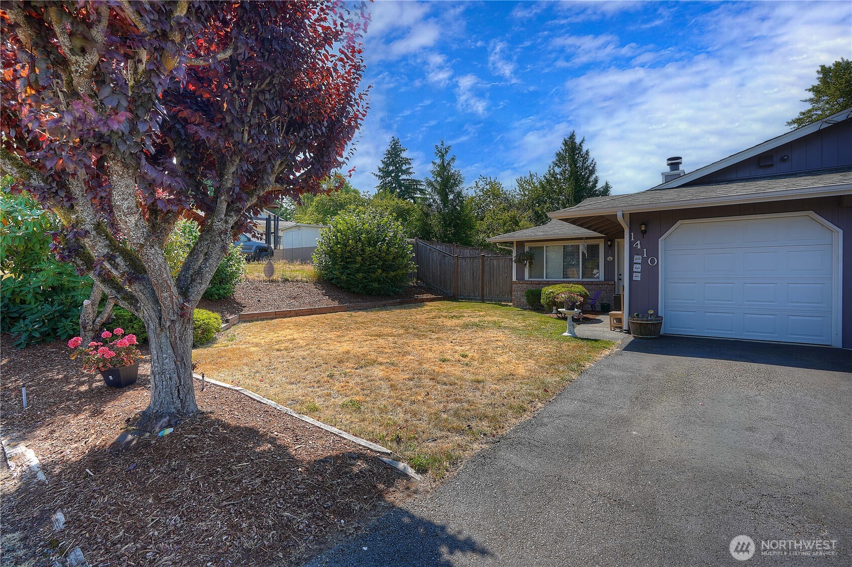 1408 103rd Street Property Photo 3