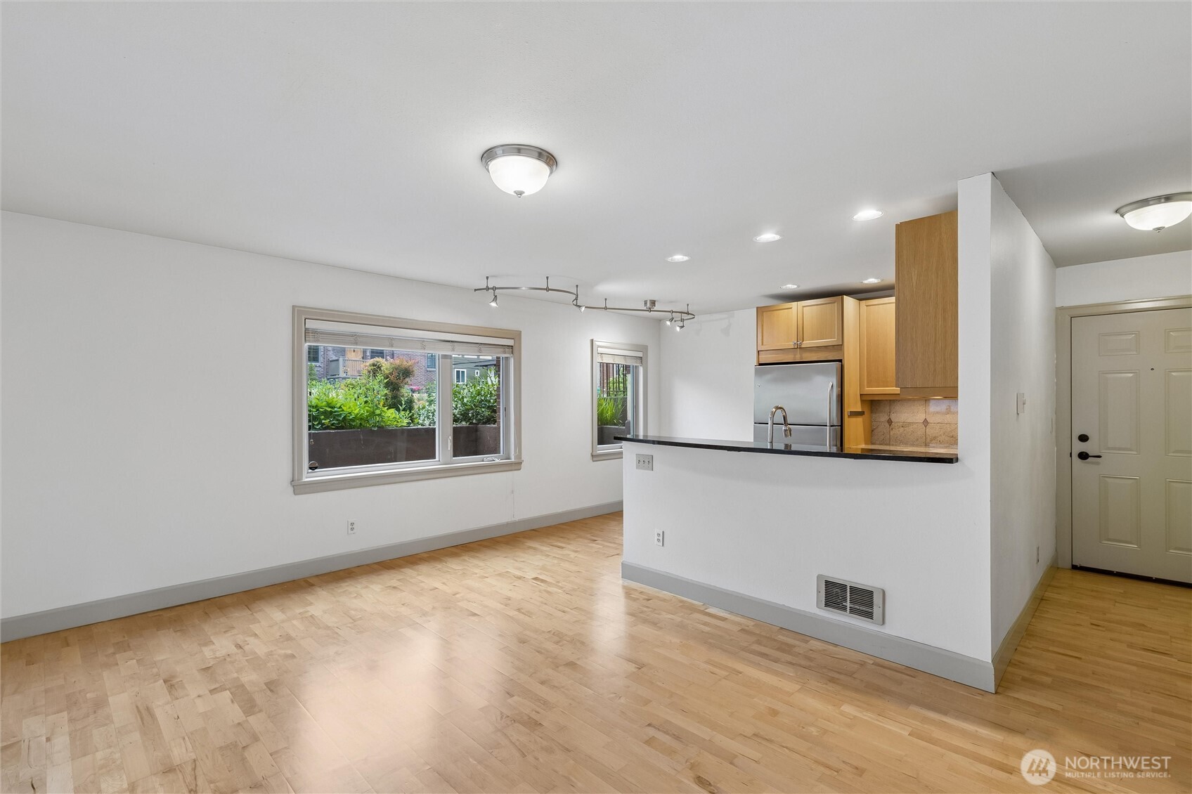 102 Galer Street 102 Property Photo 5
