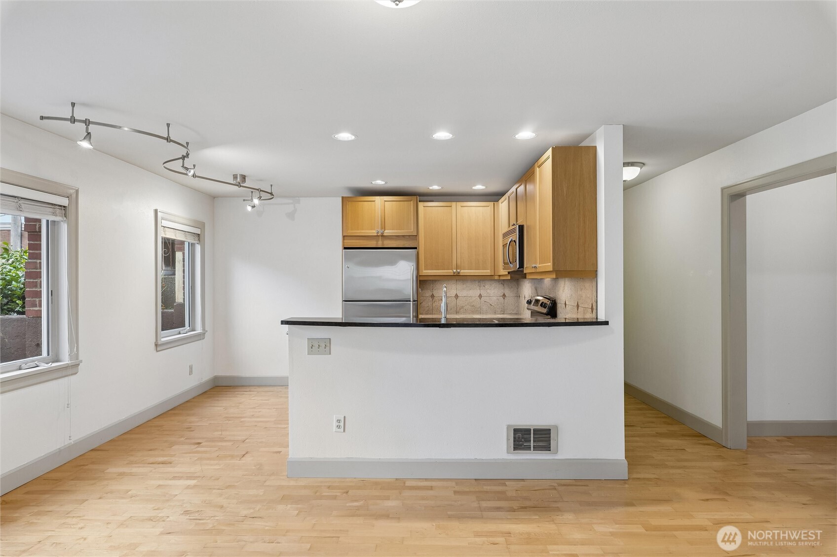 102 Galer Street 102 Property Photo 6