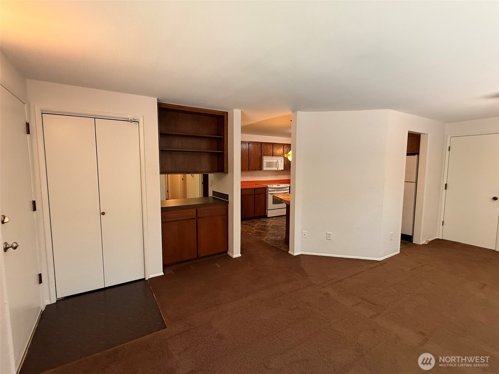 13921 217th Avenue Property Photo 6