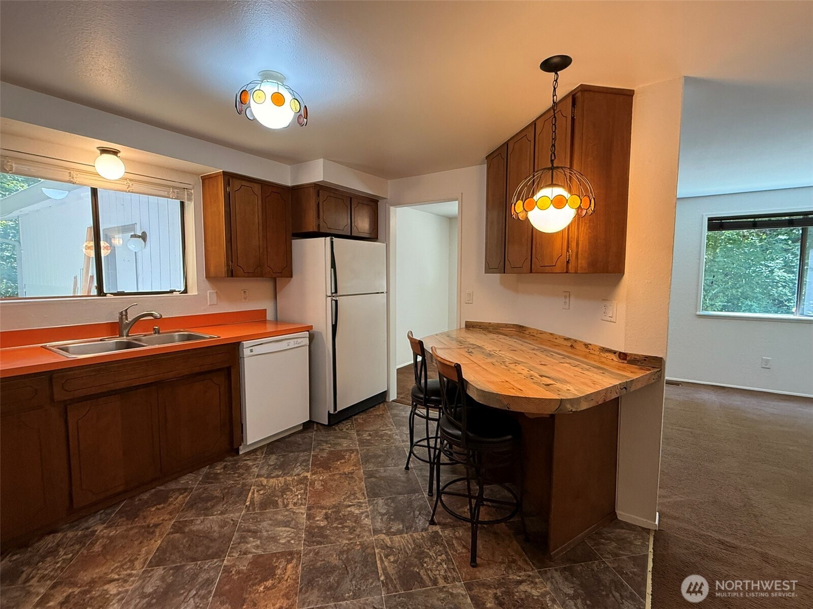 13921 217th Avenue Property Photo 7