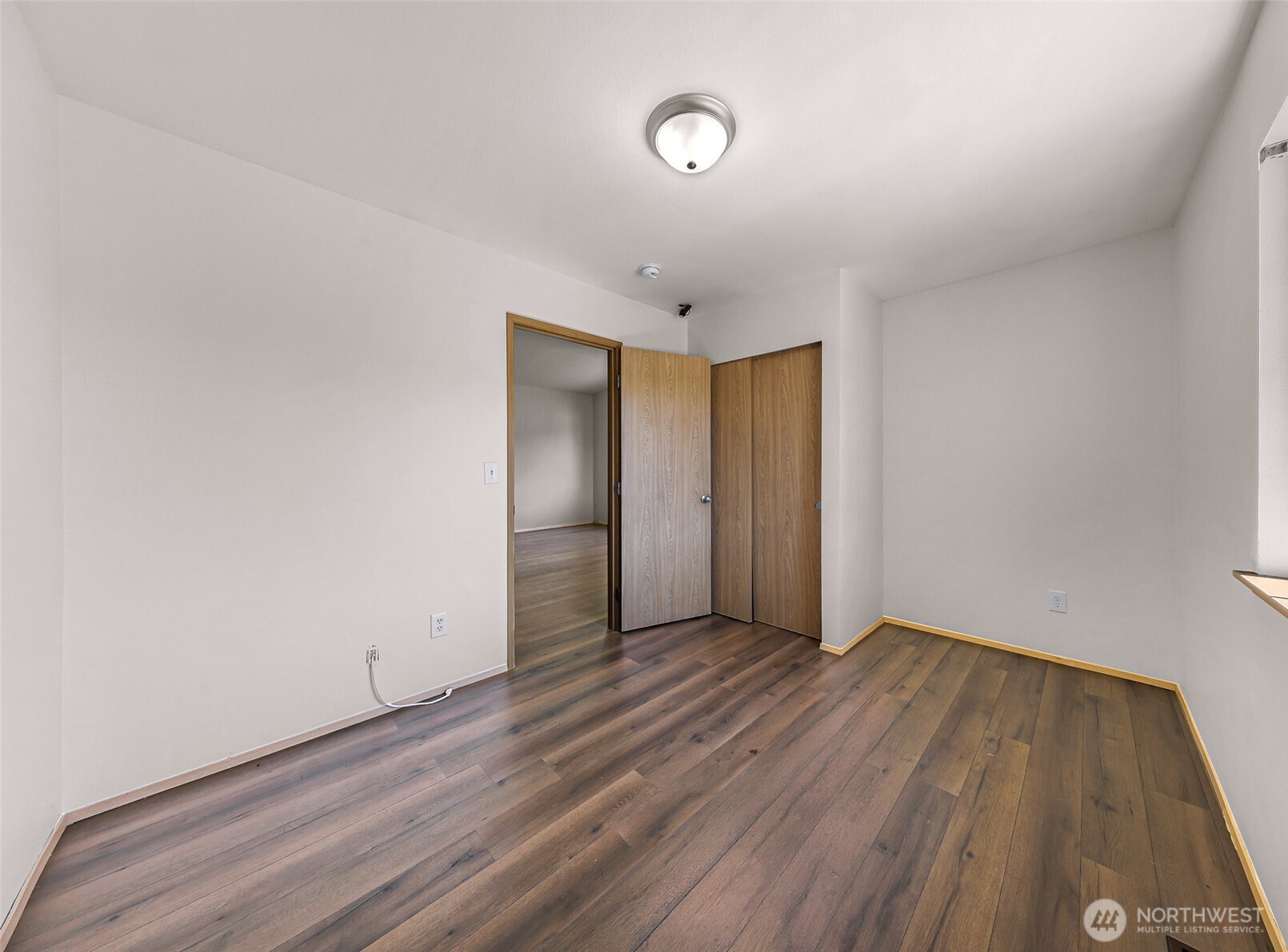 16619 41st Drive B Property Photo 15