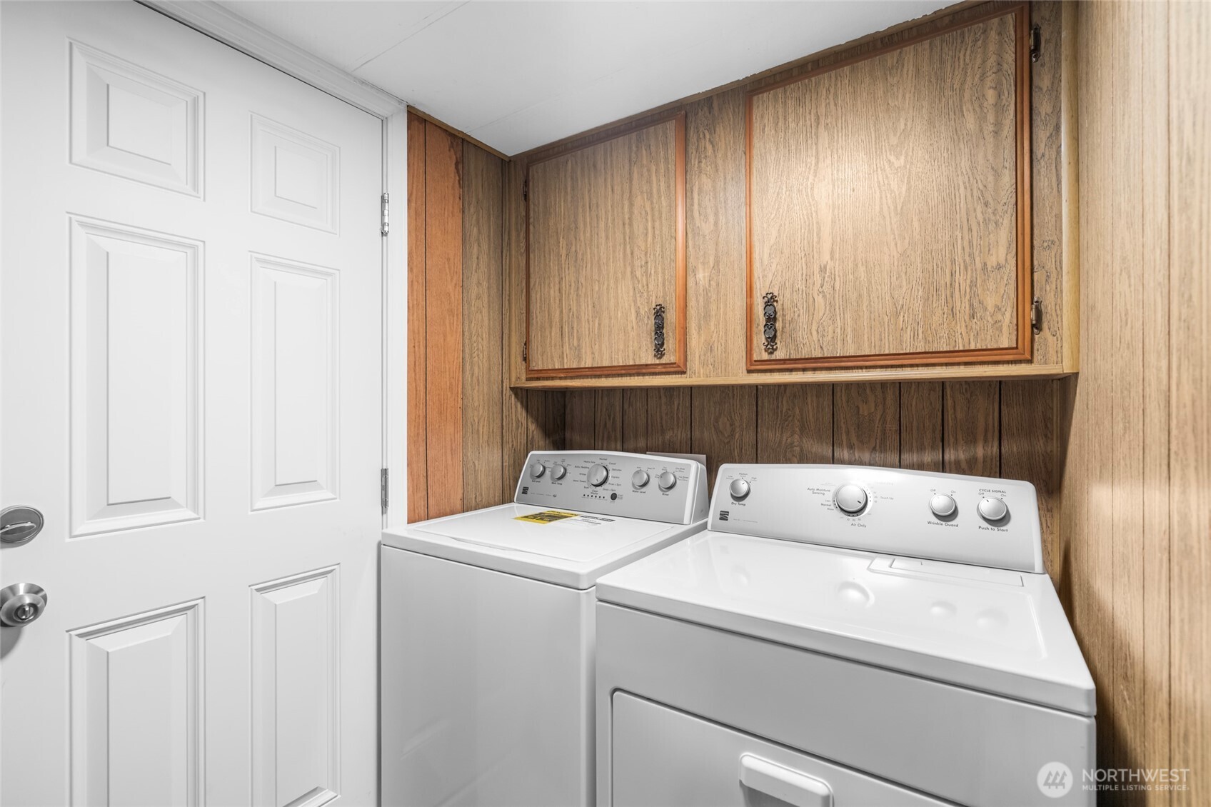 590 Ocean View Drive Property Photo 11