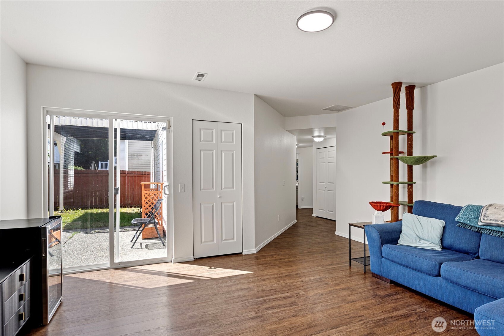 17625 12th Place Property Photo 17